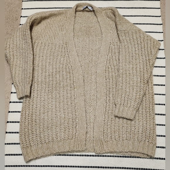 Zara Wool Cardigan - Picture 1 of 4